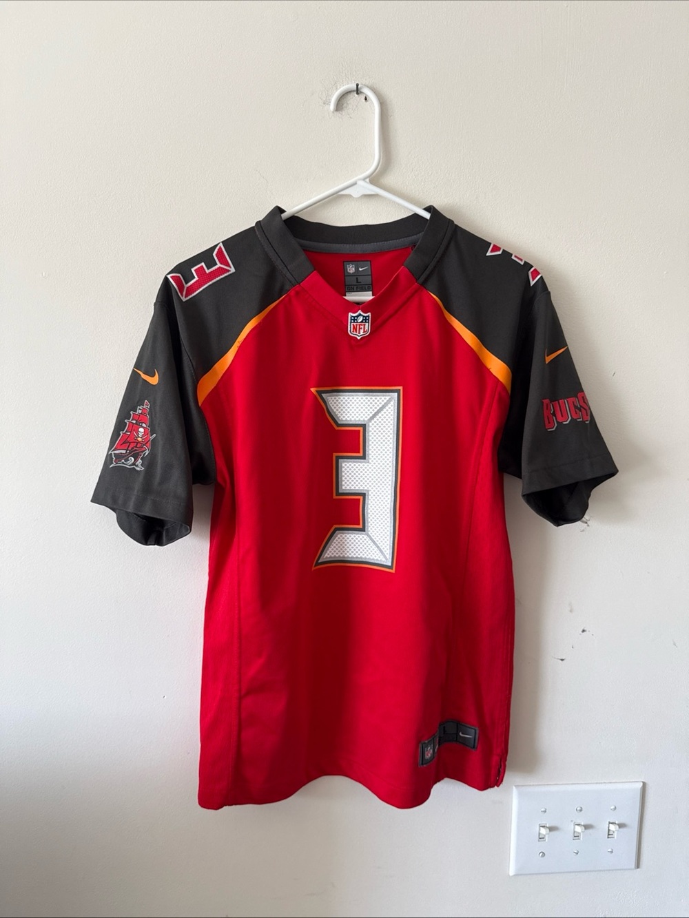 Kid’s Nike Jameis Winston #3 TB Buccaneers NFL Football Jersey Youth L